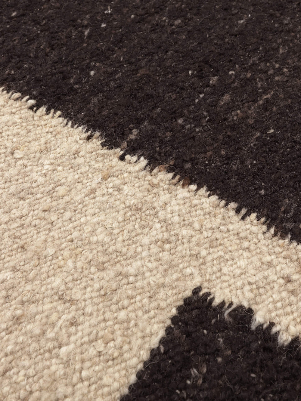 Piece Rug - Off-White/Coffee